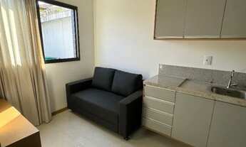 Imagem 2: Caminho das Árvores 1/4 Mobiliado Ideal Casais ou Solteiros Bem Localizado Faz tudo a pé