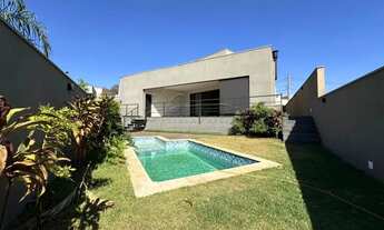 Imagem: Casa de 229m² com 03 suítes à venda em