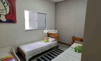 Imagem 7: Casa residencial com 3 quartos sendo 1 suíte, disponível para locação no bairro Tibery em