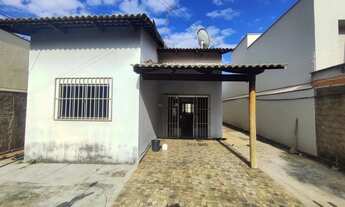 Imagem 2: Casa de 3 Quartos Sendo uma Suite com Quinal Grande com 300 Metros