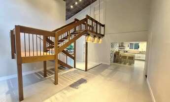 Imagem 2: Alphaville 01 para aluguel possui 350 metros quadrados com 4 quartos