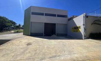 Imagem 2: Galpão comercial em excelente localização, em frente ao lago, melhor local do senador cane