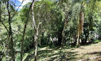 Imagem 6: Lote à Venda no Centro de Santo Antônio do Pinhal com Mata Nativa e Localização Privilegia