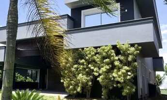 Imagem 2: Casa para Locação em Florianópolis, Campeche, 4 dormitórios, 4 suítes, 6 banheiros, 4 vaga