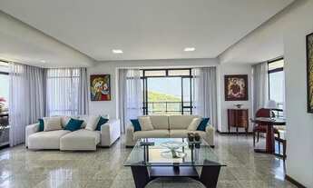 Imagem: Imóvel para venda tem 302 metros quadrados