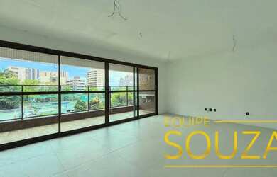 Imagem: FC Arthur Bruno Schwambach 123m e 3 Suítes