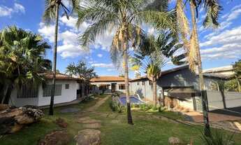 Imagem 4: Ville de Montagne 4 quartos (3 suítes) 6 vagas Corretora Michela aluga