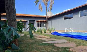 Imagem 3: Ville de Montagne 4 quartos (3 suítes) 6 vagas Corretora Michela aluga