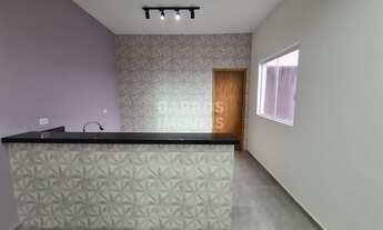 Imagem 4: Sobrado recém construído com churrasqueira