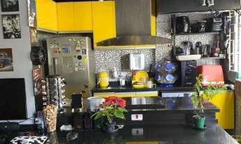 Imagem 4: APARTAMENTO A VENDA - AGUA VERDE - SEMI MOBILIADO - RECEM REFORMADO - AO LADO DO SHOPPING