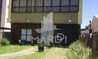 Imagem 4: PORTO ALEGRE - Prédio Inteiro - Tristeza