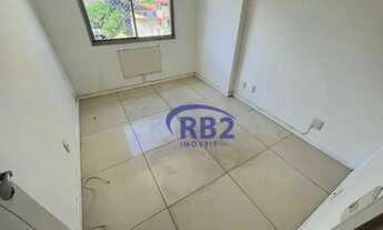 Imagem 7: Apartamento todo reformado, piso em porcelanato com 2 quartos e vaga em Icaraí