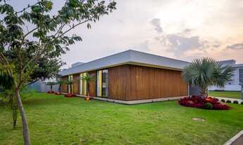 Imagem 4: Casa de condomínio térrea para venda possui 207 metros quadrados com 4 quartos