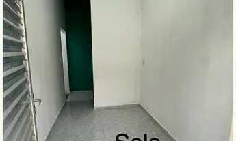 Imagem 2: Alugo Kitnet no Marco R$700,00. Av Romulo Maiorana entre Mauriti e Barão do Triunfo