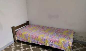 Imagem: Aluga-se quarto em pensão no centro