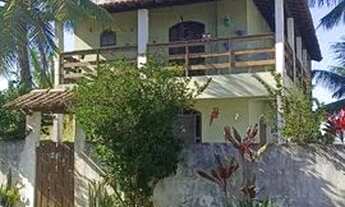 Imagem: Casa duplex a uma quadra da praia de Coqueiral