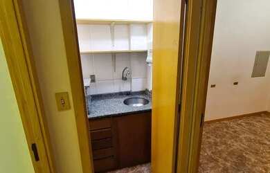 Imagem 7: Sala comercial Galpão / depósito com venda por R$180.000