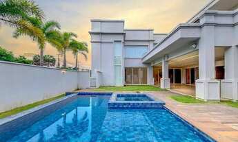 Imagem 4: Casa de condomínio para aluguel tem 600 metros quadrados com 5 quartos