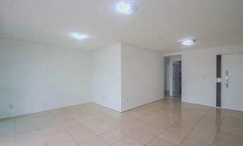 Imagem 4: Apartamento com 3 quartos para alugar no Rosarinho