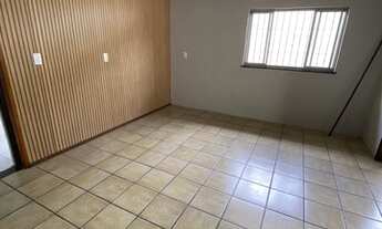 Imagem 4: Casa para venda possui 402 metros quadrados com 7 quartos em Marambaia - Belém - Pará