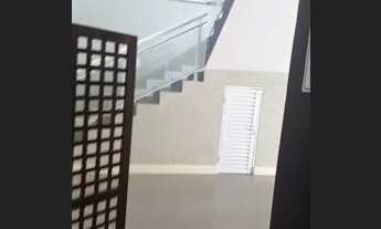 Imagem: Alugo piso térreo temporariamente