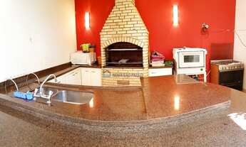 Imagem 6: Sobrado amplo, quintal com churrasqueira, 3 vagas de garagem! Estuda permuta por apartamen