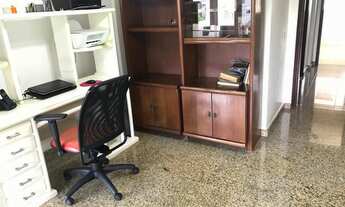 Imagem 7: Apartamento para venda tem 180 metros quadrados com 4 quartos