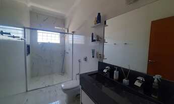 Imagem 7: Lindo Sobrado à Venda Excelente Localização