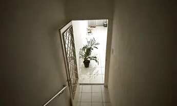 Imagem 6: Vaga feminina de quarto universitário