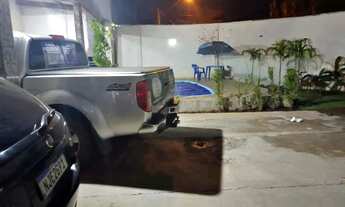 Imagem 5: Casa com 3 quartos sendo 2 suítes, 4 banheiro, cozinha americana, área de serviço, piscina