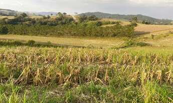 Imagem 5: Localização privilegiada: Terreno em Atibaia, pronto para você!