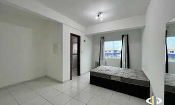 Imagem 4: Seu refúgio dos sonhos: Apartamento de 2 dormitórios com suíte, semi mobiliado e reformado