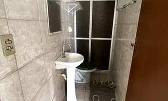 Imagem 4: Casa com dois quartos pra alugar