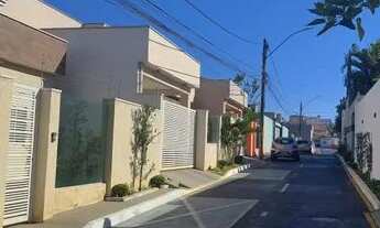 Imagem 4: VICENTE PIRES CS 3QTS PÉ DIREITO 5METROS AC. IMÓVEL