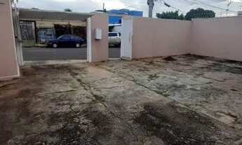 Imagem 4: Casa 2 quartos. Bairro Leblon, sala, cozinha, banheiro e garagem no asfalto