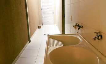 Imagem 3: Casa do condomínio Flores do cerrado. ao lado do buffet Leila Malouf