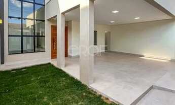 Imagem: Casa à venda no bairro Jardim Triângulo