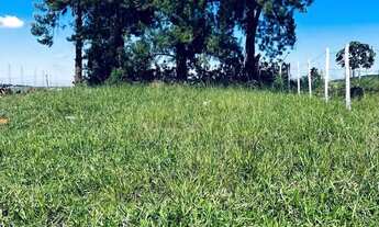 Imagem 4: Terrenos em Santa Isabel, residencial fechado com portão automático, ruas acessíveis, ilum