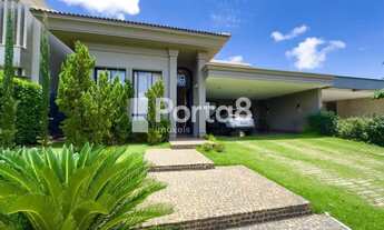 Imagem: Ampla Residência à Venda e Locação no