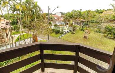 Imagem 16: Casa para Venda em Florianópolis, Cacupé, 6 dormitórios, 2 suítes, 5 banheiros, 4 vagas