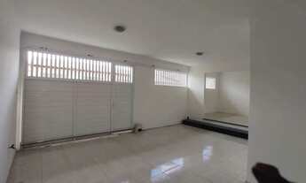 Imagem 6: Vendo casa no Cohatrac com 3 quartos sendo 2 suites - vaga p/ 2 carros - amplo quintal