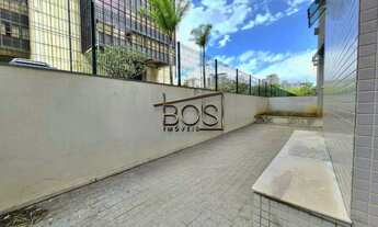 Imagem: Andar corrido na Praça da Assembléia