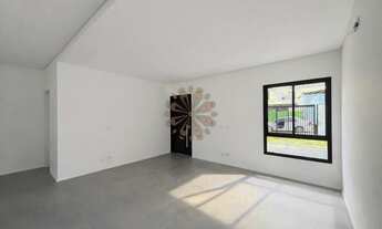 Imagem 6: Casa térrea alto padrão em Santa Felicidade com 3 quartos, amplo terreno e 4 vagas