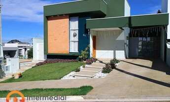 Imagem: Casa à venda, 2 quartos, 1 suíte, 2 vagas