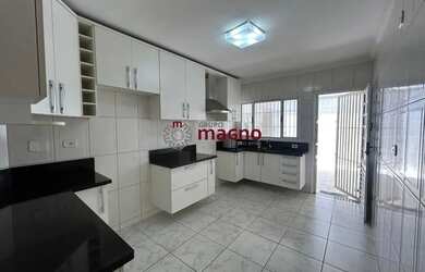 Imagem 6: Casa à venda em São Paulo-SP: 2 quartos, 2 suítes, 2 salas, 3 banheiros, 2 vagas, 120m²