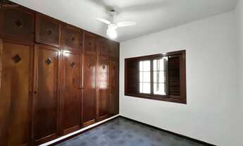 Imagem 2: Casa térrea para locação anual na região central de Bertioga, 3 dormitórios, sendo 1 suíte