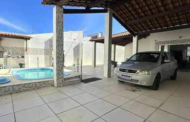 Imagem: Casa para vender e alugar em rua pública