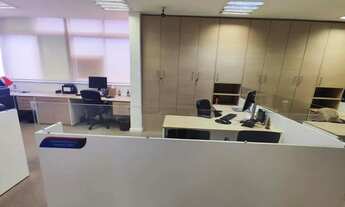 Imagem: Comercial para vender e alugar em rua pública