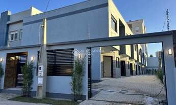 Imagem 2: Casa nova em condomínio com 3 dormitórios, suíte e churrasqueira - excelente localização!