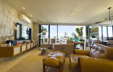 Imagem 2: Apartamento Nascente com Vista Panorâmica para o Parque Areião!